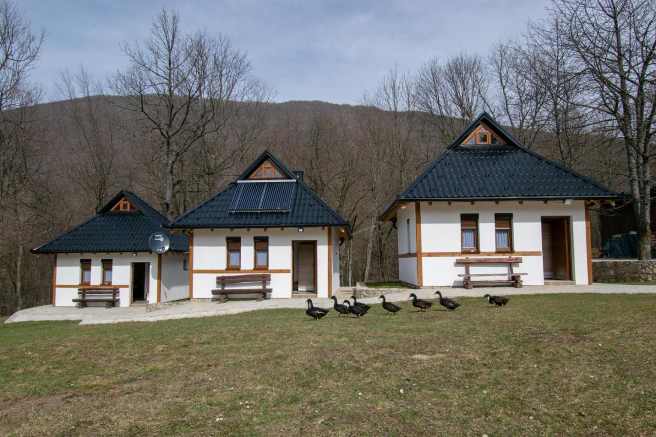 Holiday Park Hajducka Cesma Dubovsko Exterior foto